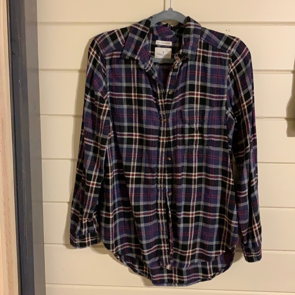 American Eagle Red & Navy Plaid Flannel